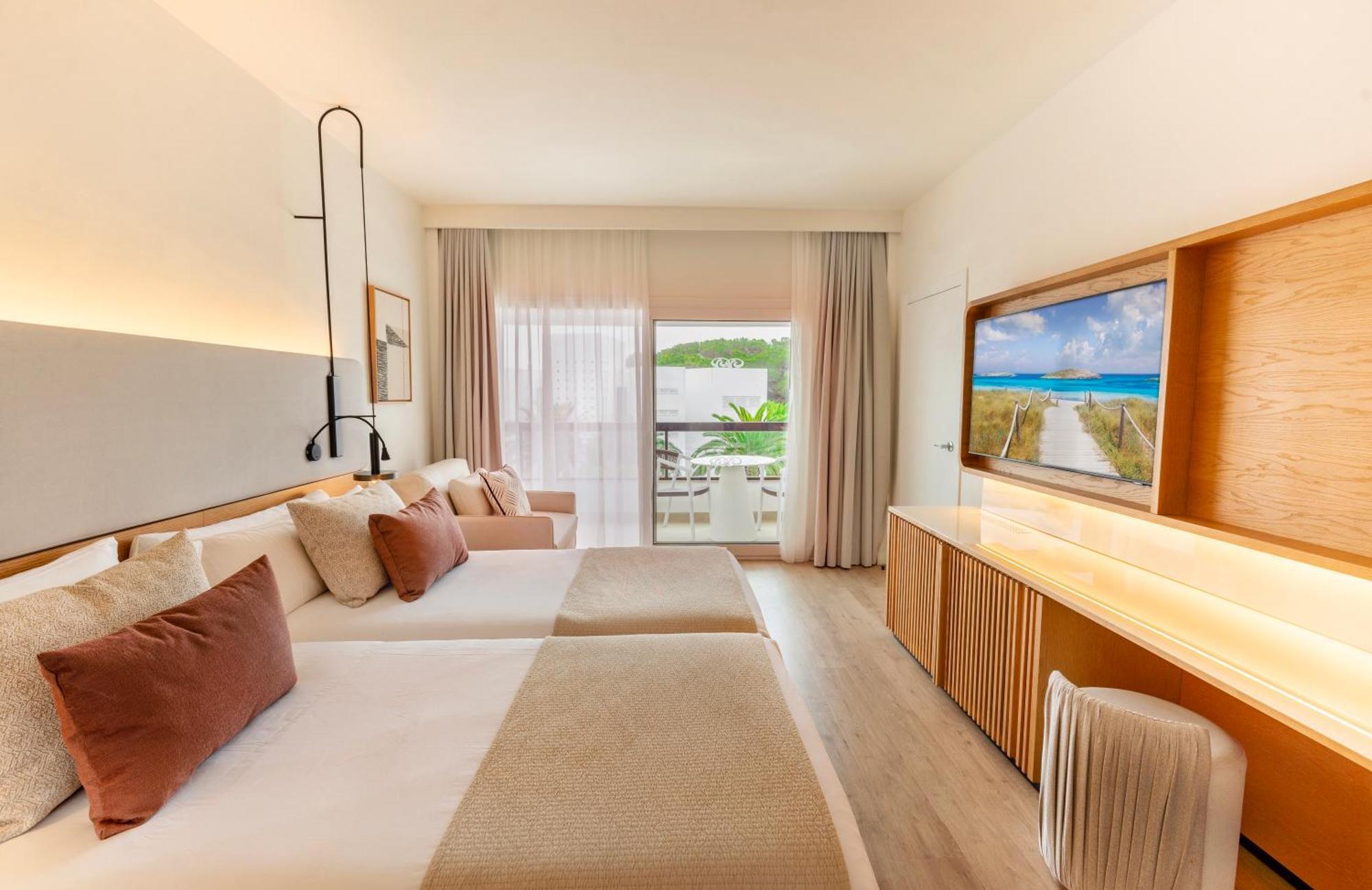 Grand Palladium Select Palace Ibiza Плая ден Боса Екстериор снимка